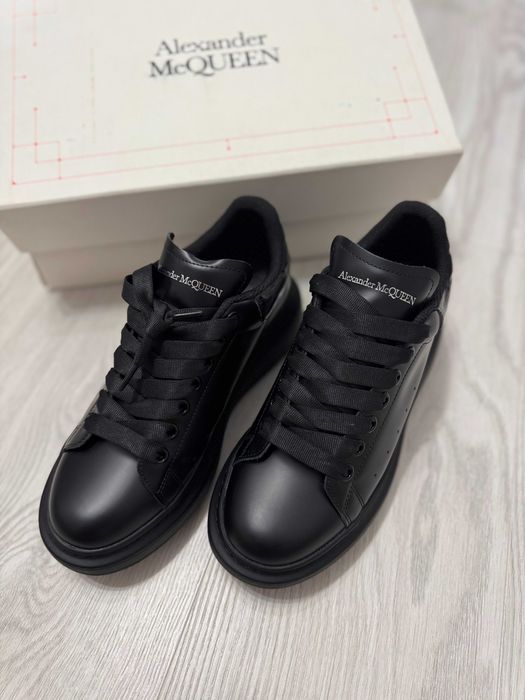 Adidasi Alexander Mc Queen l Produs NOU Premium din Piele - Full Box