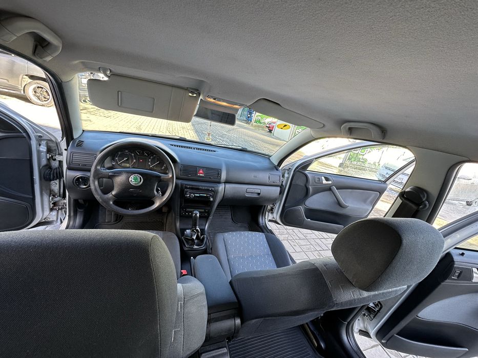 Skoda Octavia modelul 1 an 2004