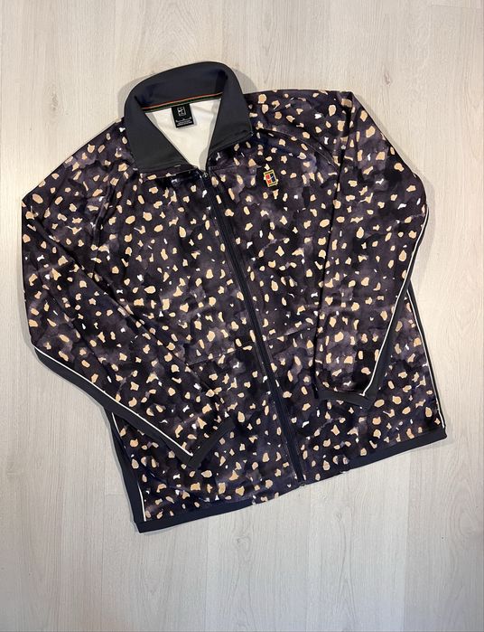 НОВО Calvin klein ветровка guess Nike  суичър jordan adidas tommy