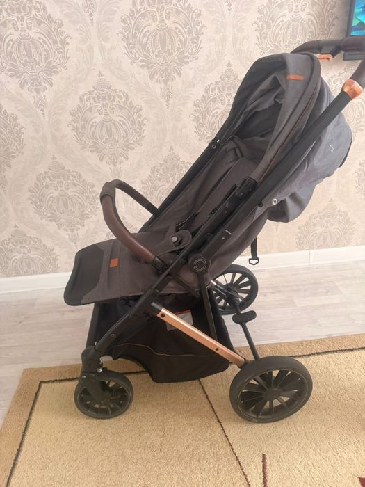 Детская коляска б/у