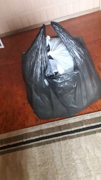 Отдам бесплатно детских вещей для девочки