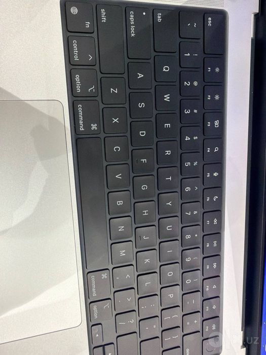 MacBook Pro 16" 1TB SSD / Батарея 94% / ИДЕАЛ Состояние