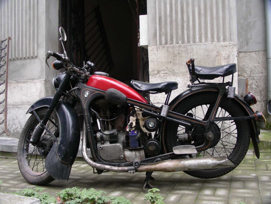 продавам ретро мотоциклет BMW R35