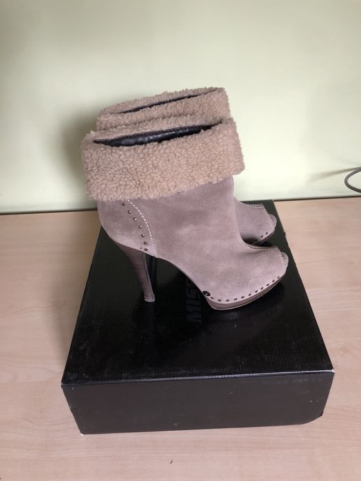 Боти Miss Sixty велур с отворен пръст