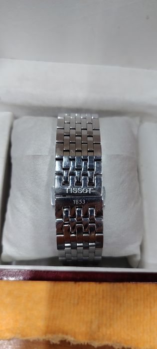 Швейцарские часы Tissot Tradition