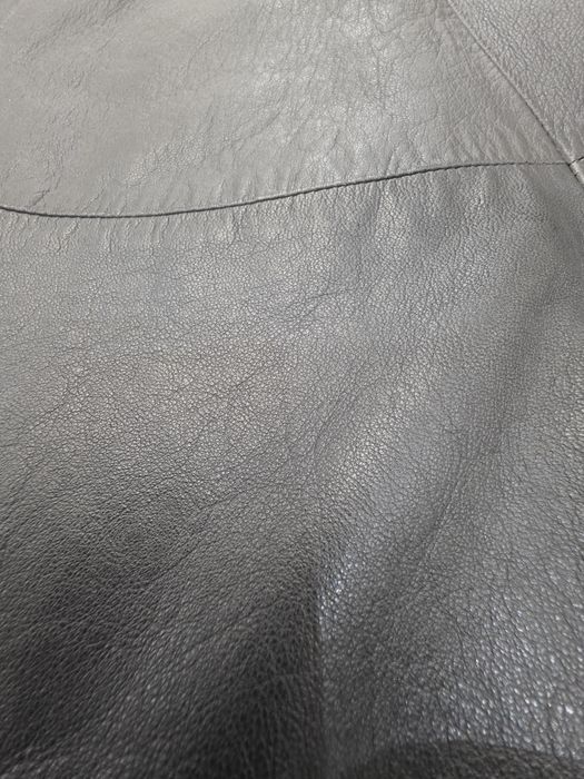 Юбка Кожа че́рная размер 38