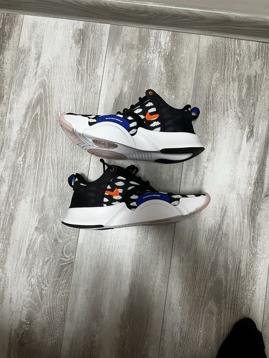 Продавам мъжки маратонки Nike