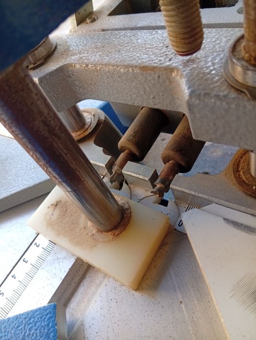 Мебил дасгохлари сотилади