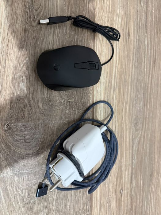 Продаётся MacBook