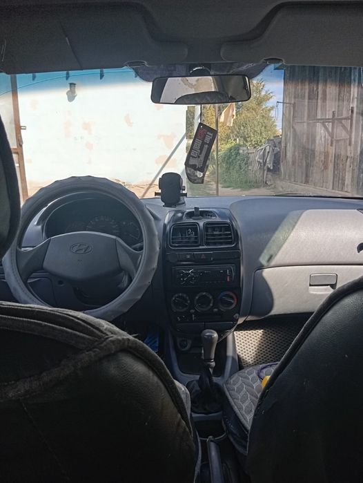 хуюндай акцент..