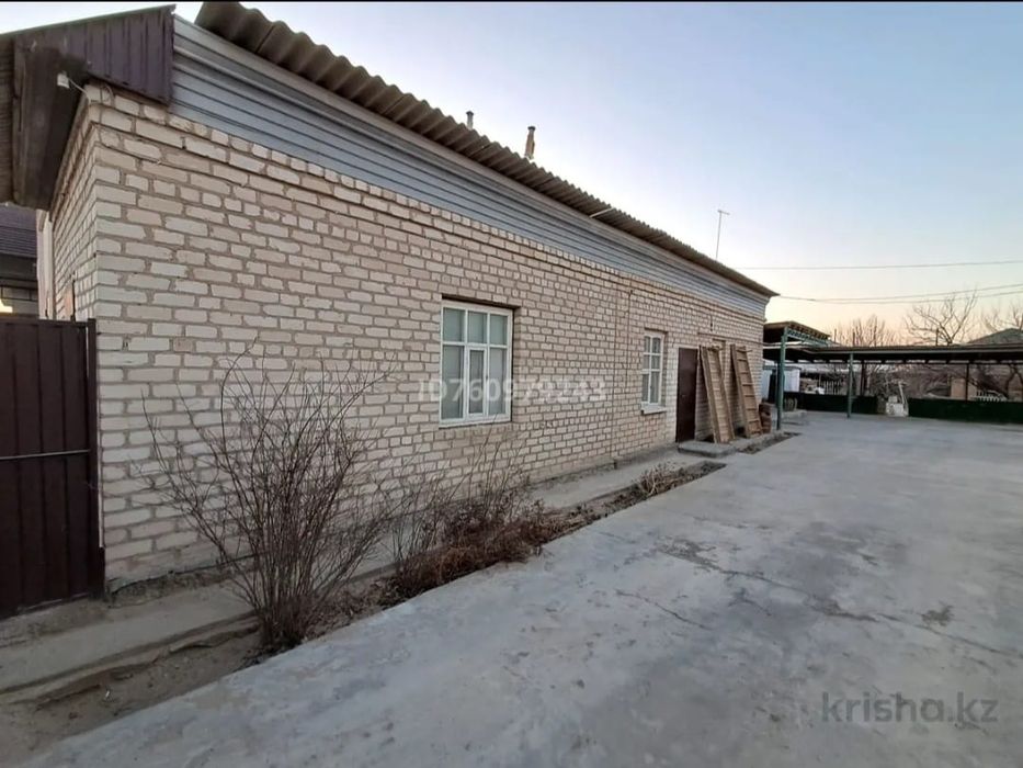 Тасбугетте 9 бөлмелі жер үй сатылады