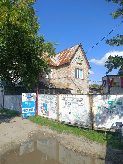 Продам двухэтажный дом с подвалом на Красина