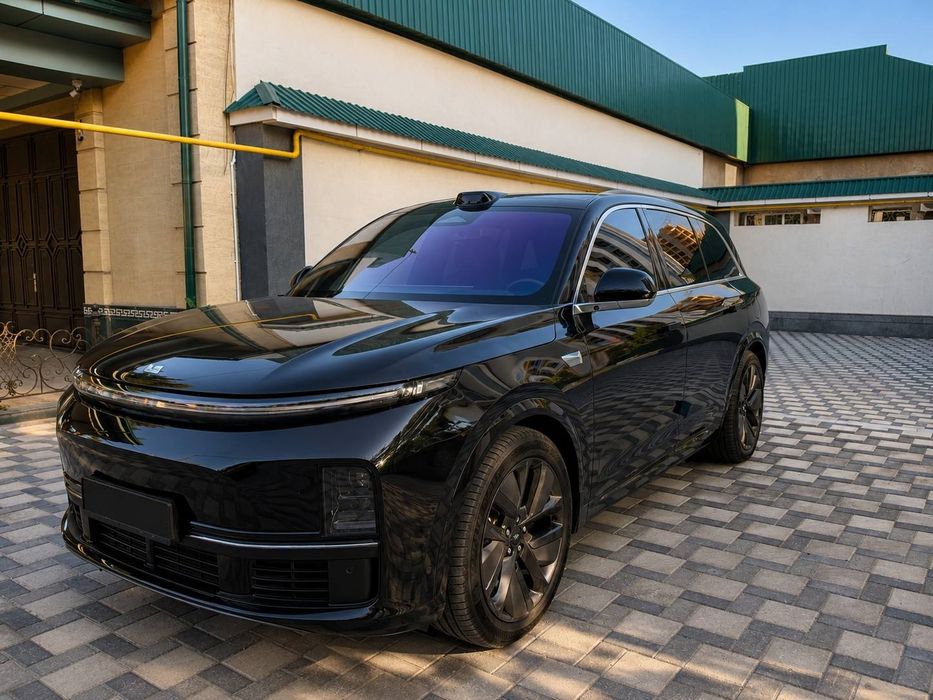 Li7 ultra retailing