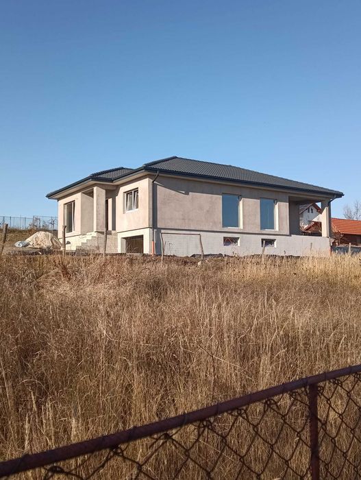 Casa  de  vanzare