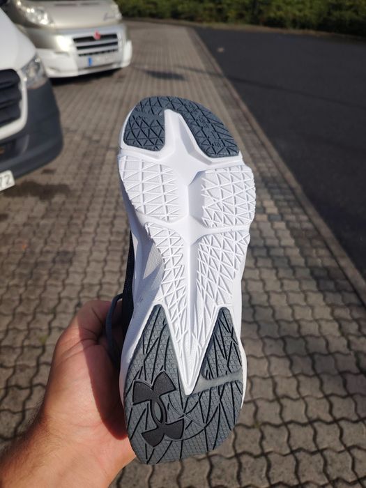 UNDER ARMOUR pt femei și copii Nr 36.5 și 40