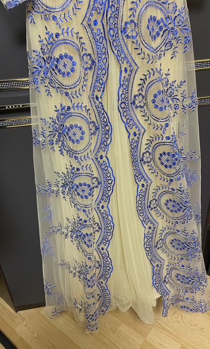 Rochie de nasa.purtata o singura data