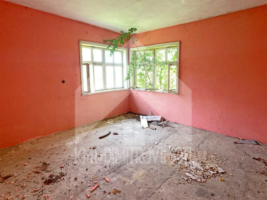 Продава се Къща в Нови пазар - 90 кв.м за 102 €/кв.м - Снимка #14