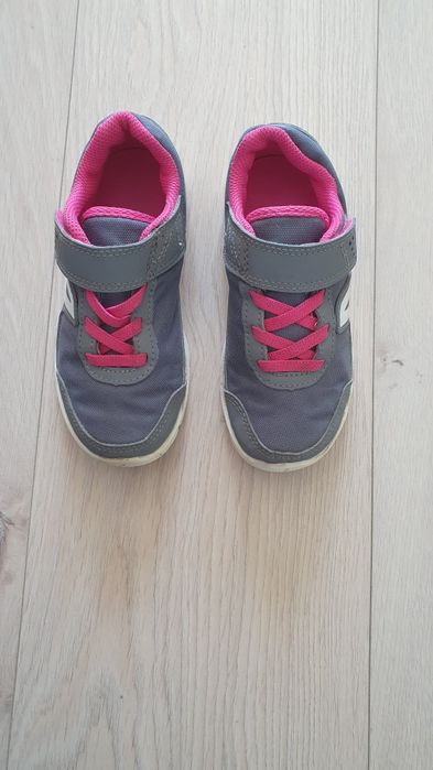 DECATHLON Newfeel Adidasi fete M 28 arici gri roz st f buna Curier OLX