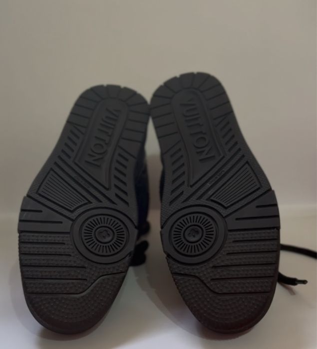 louis vuitton skate swarovski black