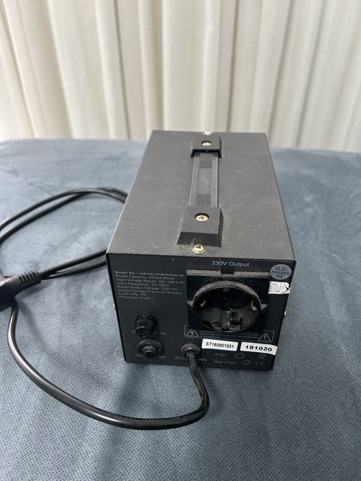 Stabilizator de tensiune  Well 300w