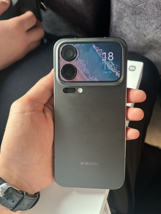 Xiaomi 17 Pro Max  1TB/16 sotiladi. Telefon ideal karopka dakument bor