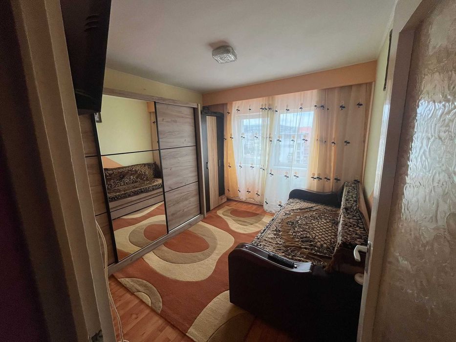 PF vând apartament 3 camere Mărăști , Cluj napoca