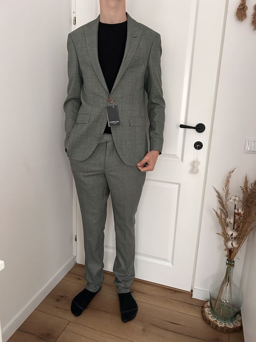 Costum pt baieti-Castelinni