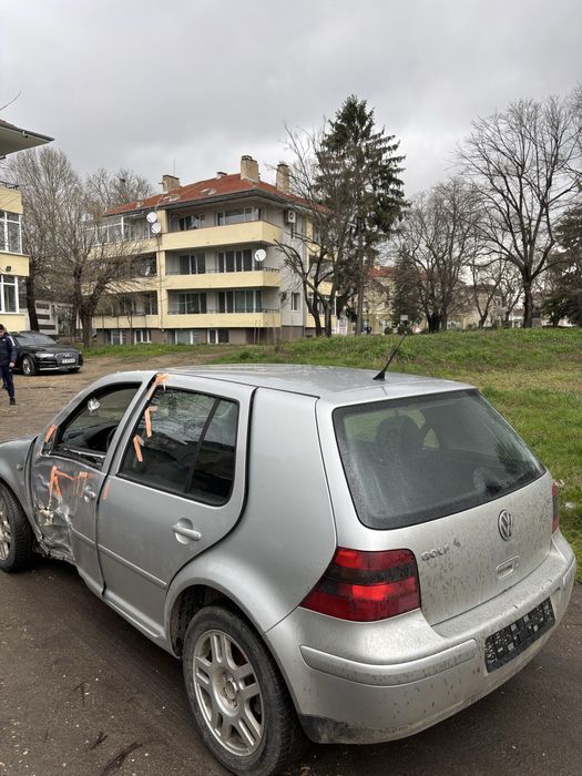 Голф 4 1.9 тди и 1.4 на части