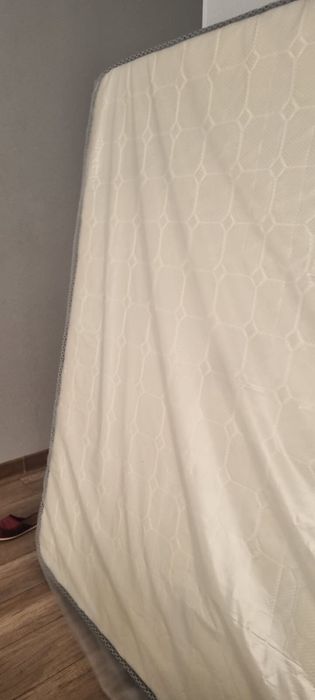 Новый матрас 180*200