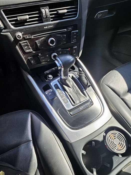 Ауди Q5 2013 г. Бензин