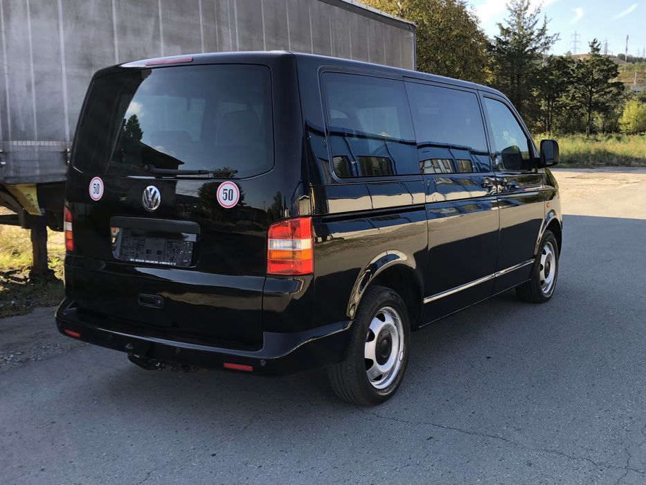 VW Transporter T5 Multivan an 2007 motor 1.9tdi 75 kw 102cp clima computer bord incalzire scaune senzori parcare cârlig remorcare cod motor BRS