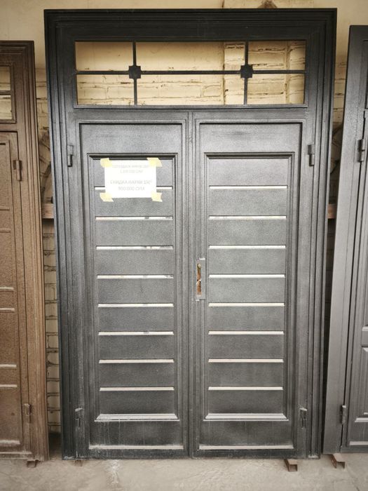 темир эшиклар келишилган холда сотилади