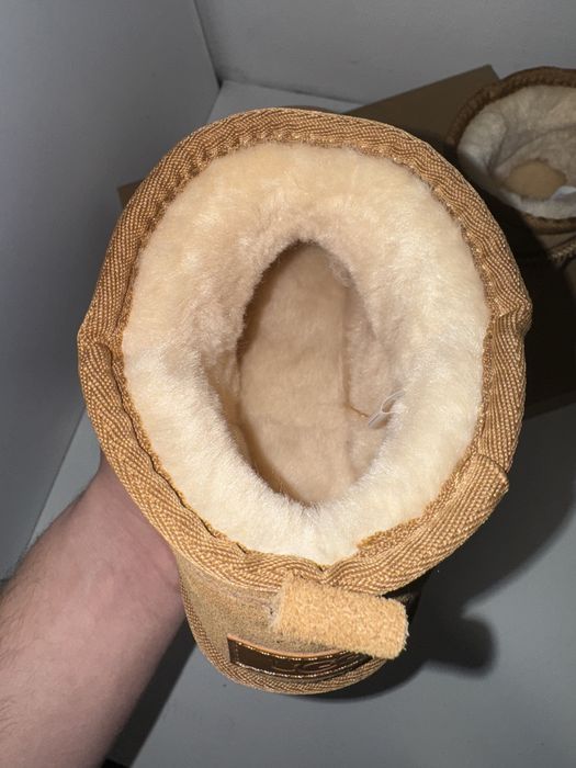 vand ghete UGG mini