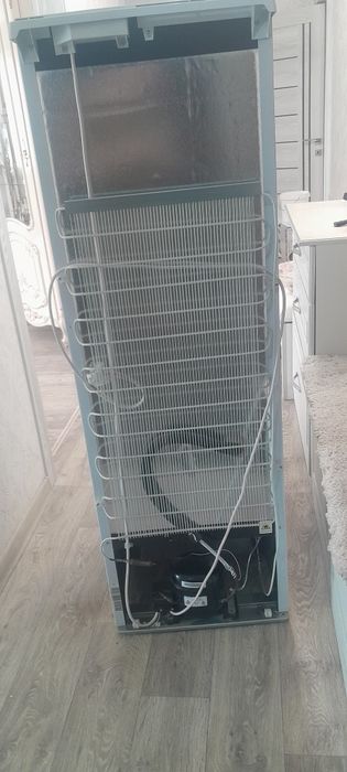 Продам морозильник Бирюса