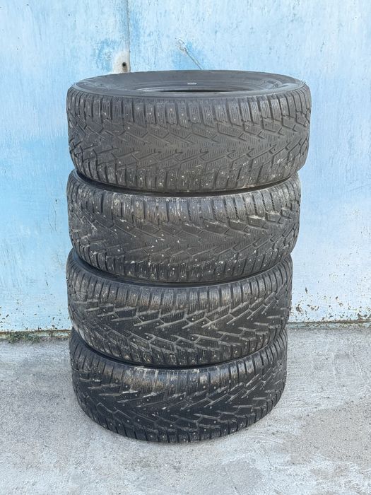 Продам шины 285/60/R18