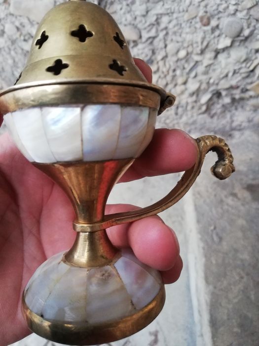 Старо кандило, Разглобяемо, бронзово кандило с кръст , кадило, тамянни