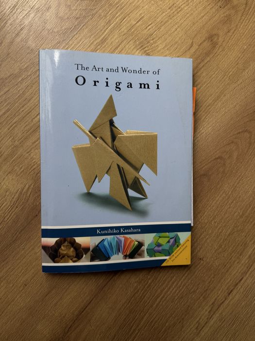 Списание за оригами с включена хартия
