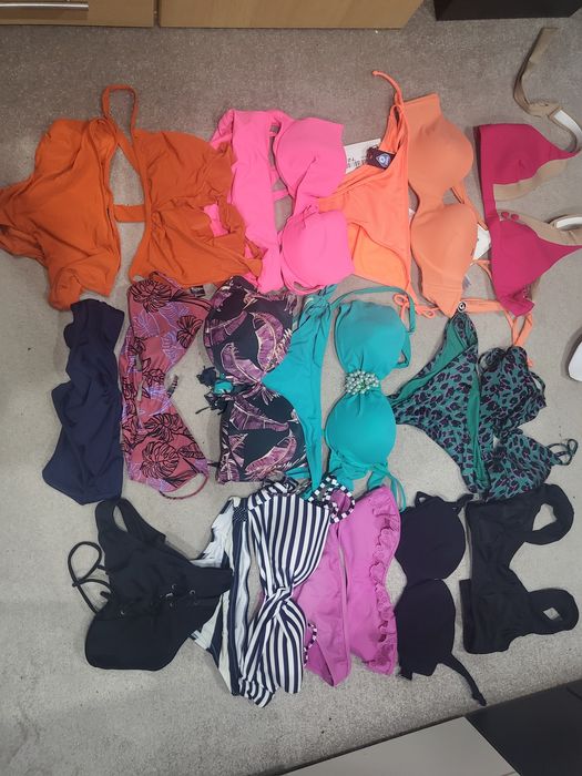 10 чифта дамски бански за 40лв