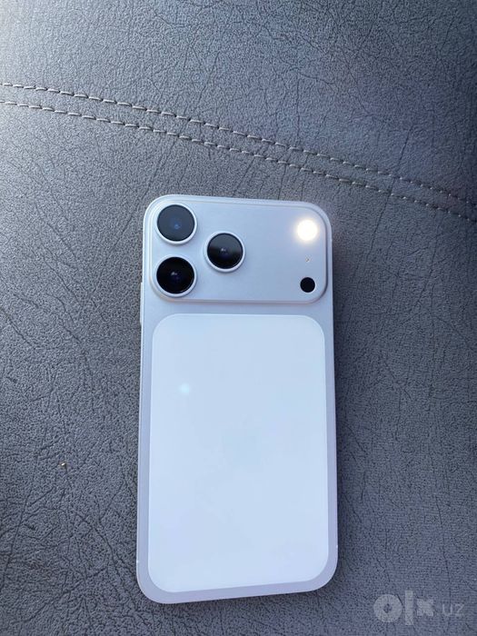 Iphone 11 17 Pro Silver