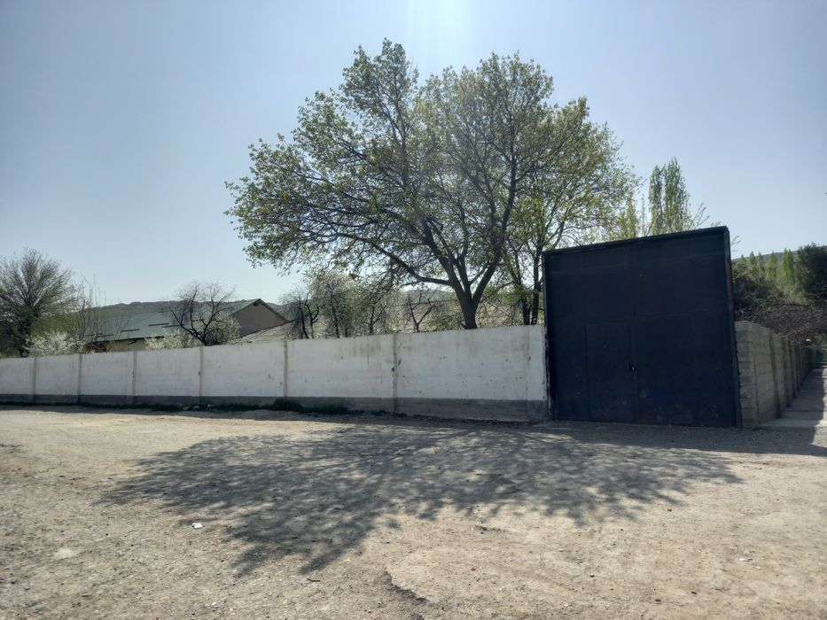 Uchastka 27 sotok Sharilloq mfy