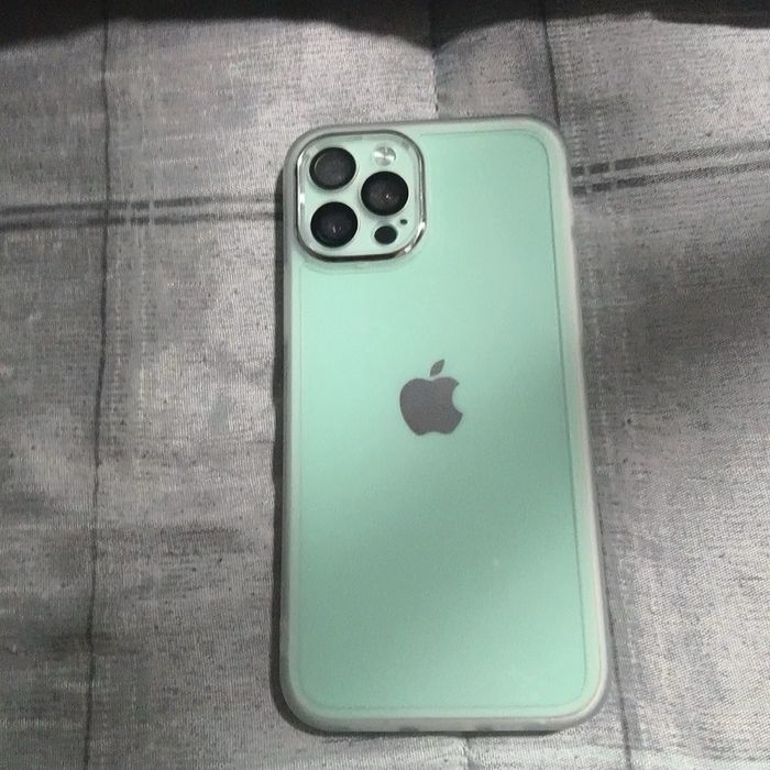 Iphone 12 128Гб емкость 80%