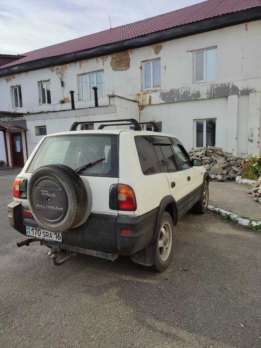 Продам Тойота Раф4