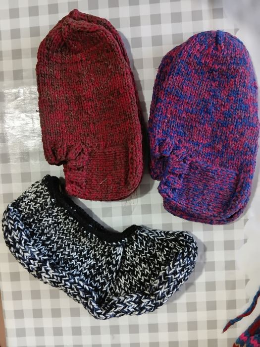 Шапочка,  носки, варежки, следки