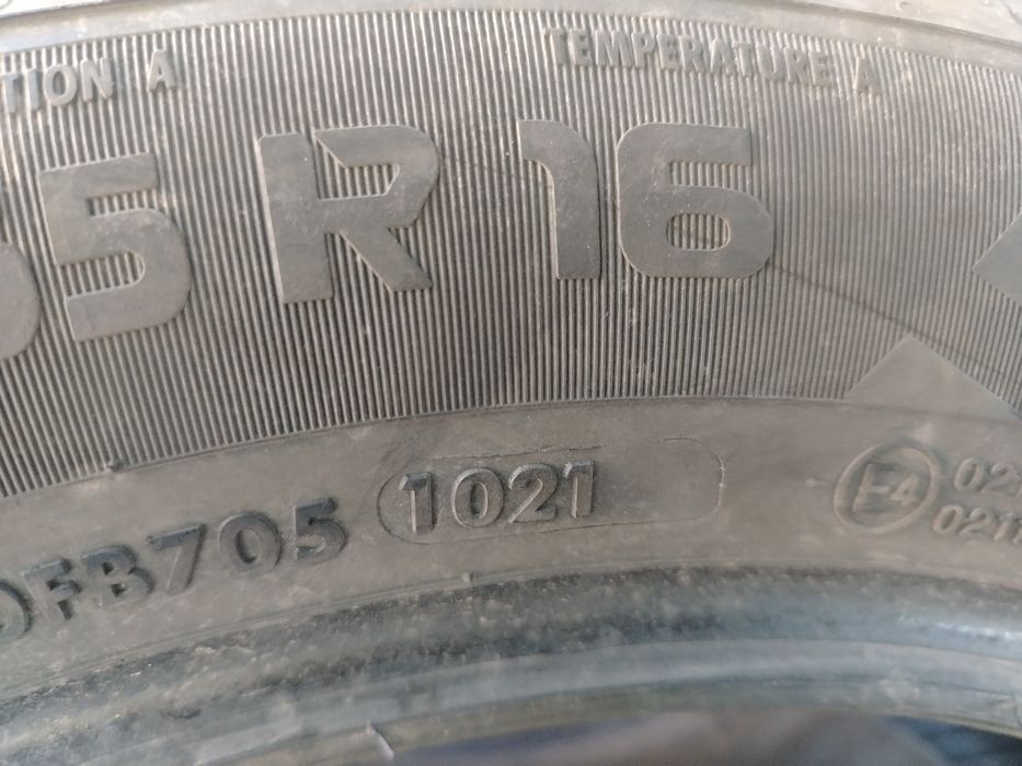 Гуми два броя 205/55 /16