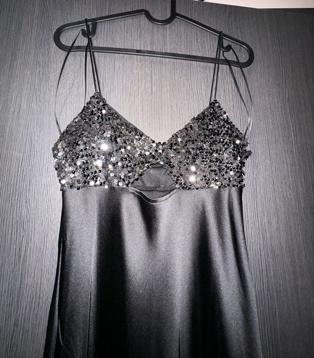 Елегантна черна дамска рокля с пайети Zara, S размер