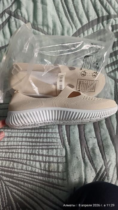 Женская обувь слипоны