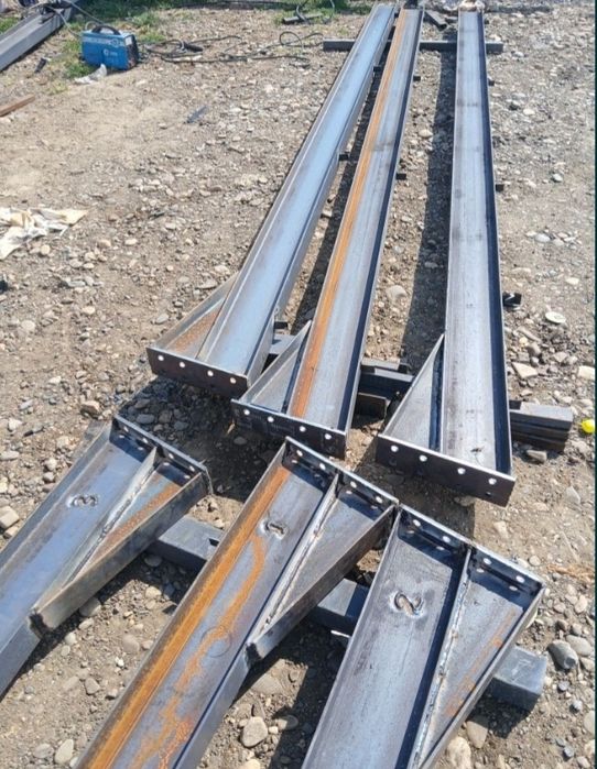 Vând 5ferme metalice la 10m din ipe160 10x20