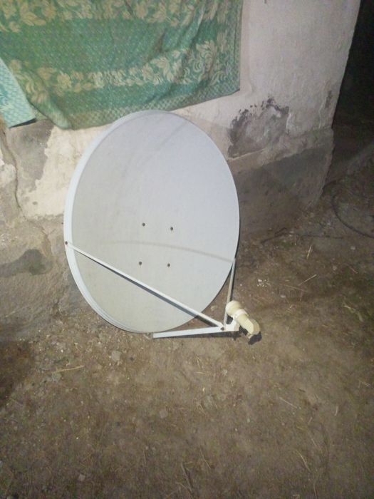 Парабалическая антенна