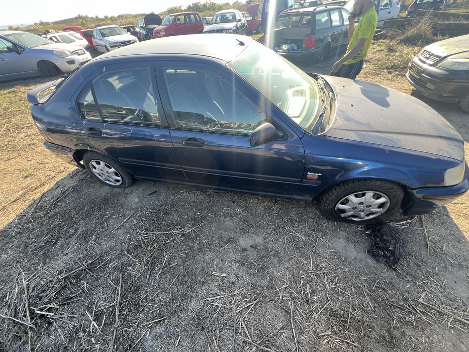 Honda Civic 1.4  на части