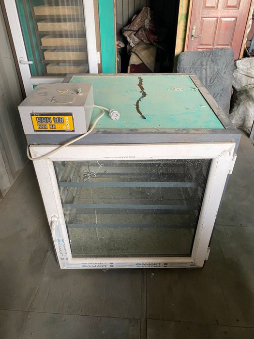 Продается инкубатор для яиц